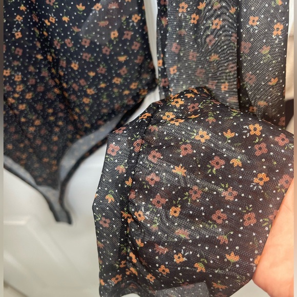 Black Floral Mesh Bodysuit (Sheer) Size M - Picture 9 of 11